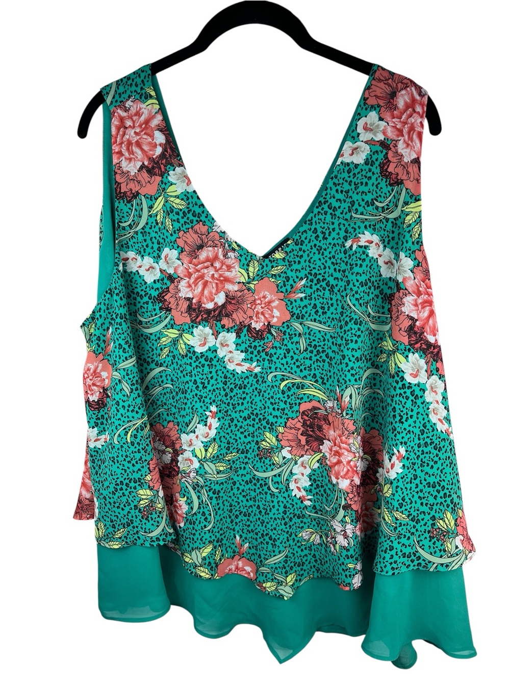 Torrid top size 2X floral sleeveless classic festival chic business casual comfy